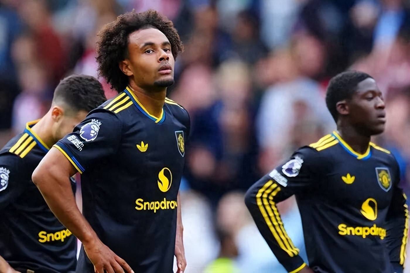 火博官网 -NBA总决赛窗口期走向成谜，曼联官宣签约，质疑声仍在，赛程密集仍需轮换 