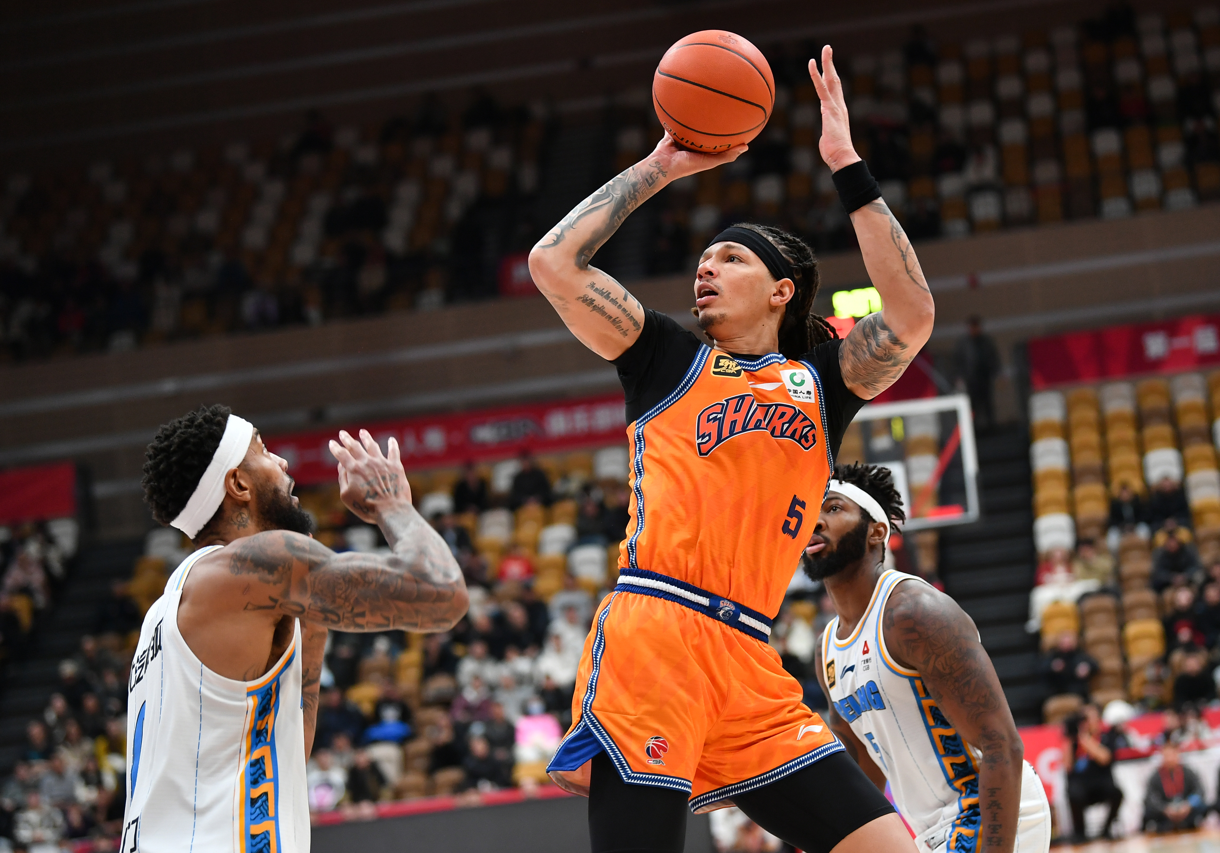 火博app下载 -包含冲刺阶段斯图加特遗憾出局——CBA常规赛节点到来，信心回归，轮换策略成焦点的词条